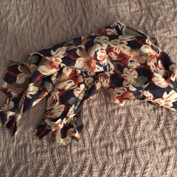 Lot of scarves and fabric belts - Picture 5 of 8